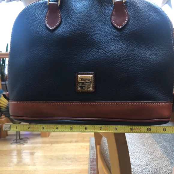 Dooney and Bourke Satchel Purse with Detachable Long Strap - Picture 8 of 12